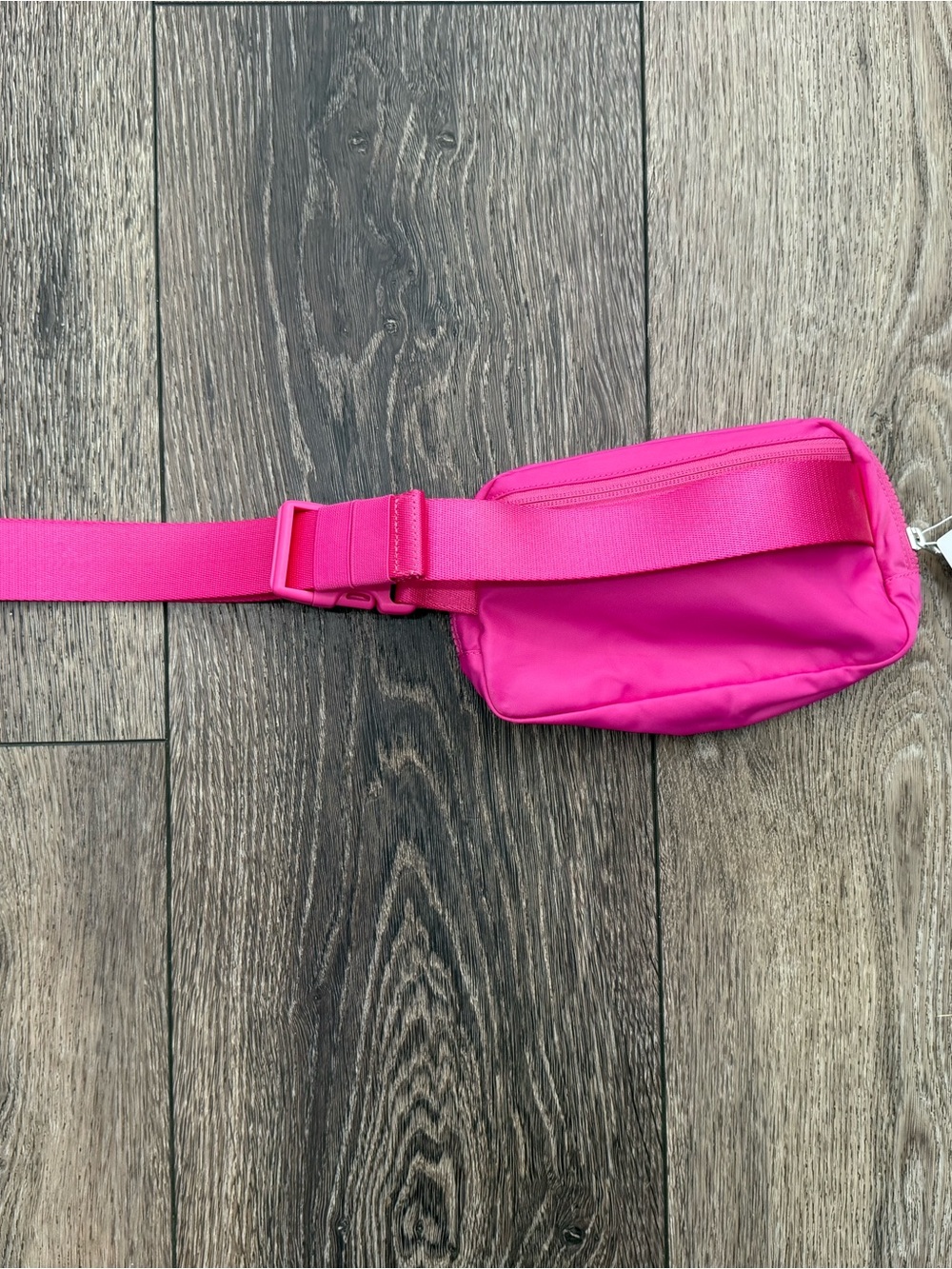 Lululemon Everywhere Belt Bag 1L Sonic Pink NWT - Picture 3 of 5